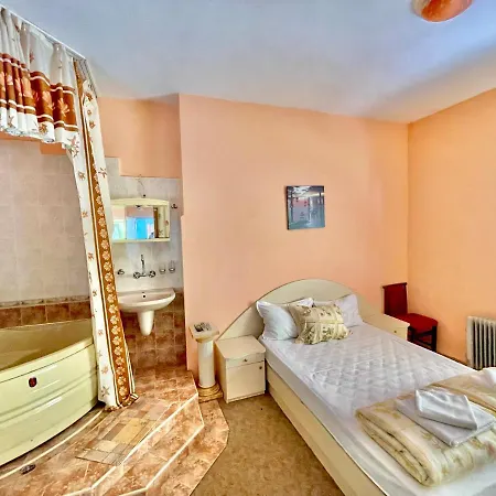 Jackie House Guest house *
