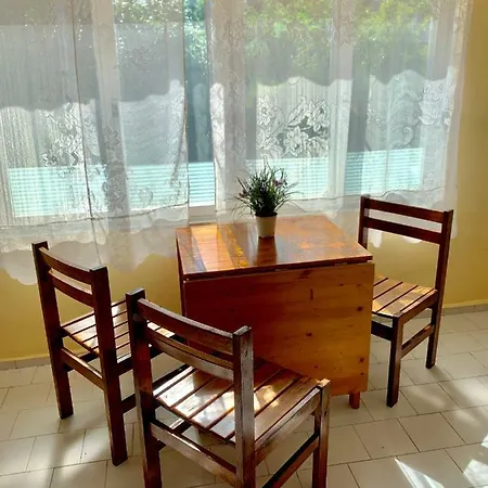 Jackie House Affittacamere 4*